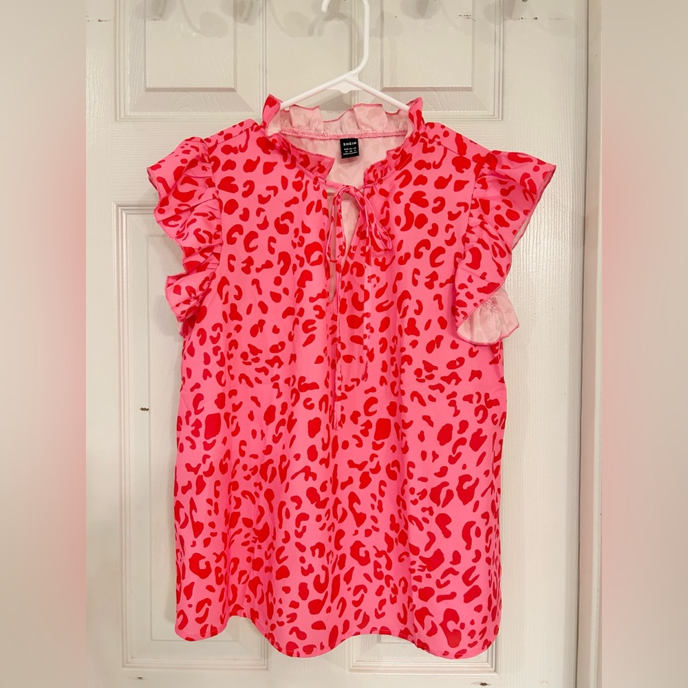 Ruffled Pink Leopard Sleeveless Top